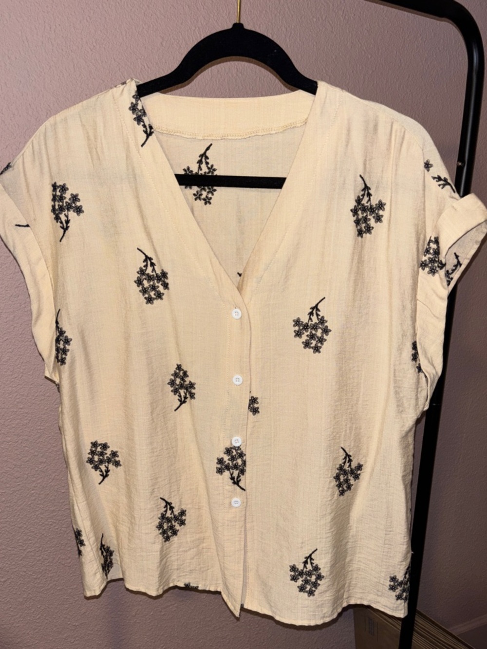 Women's Cream Floral Button Front V-Neck Top
